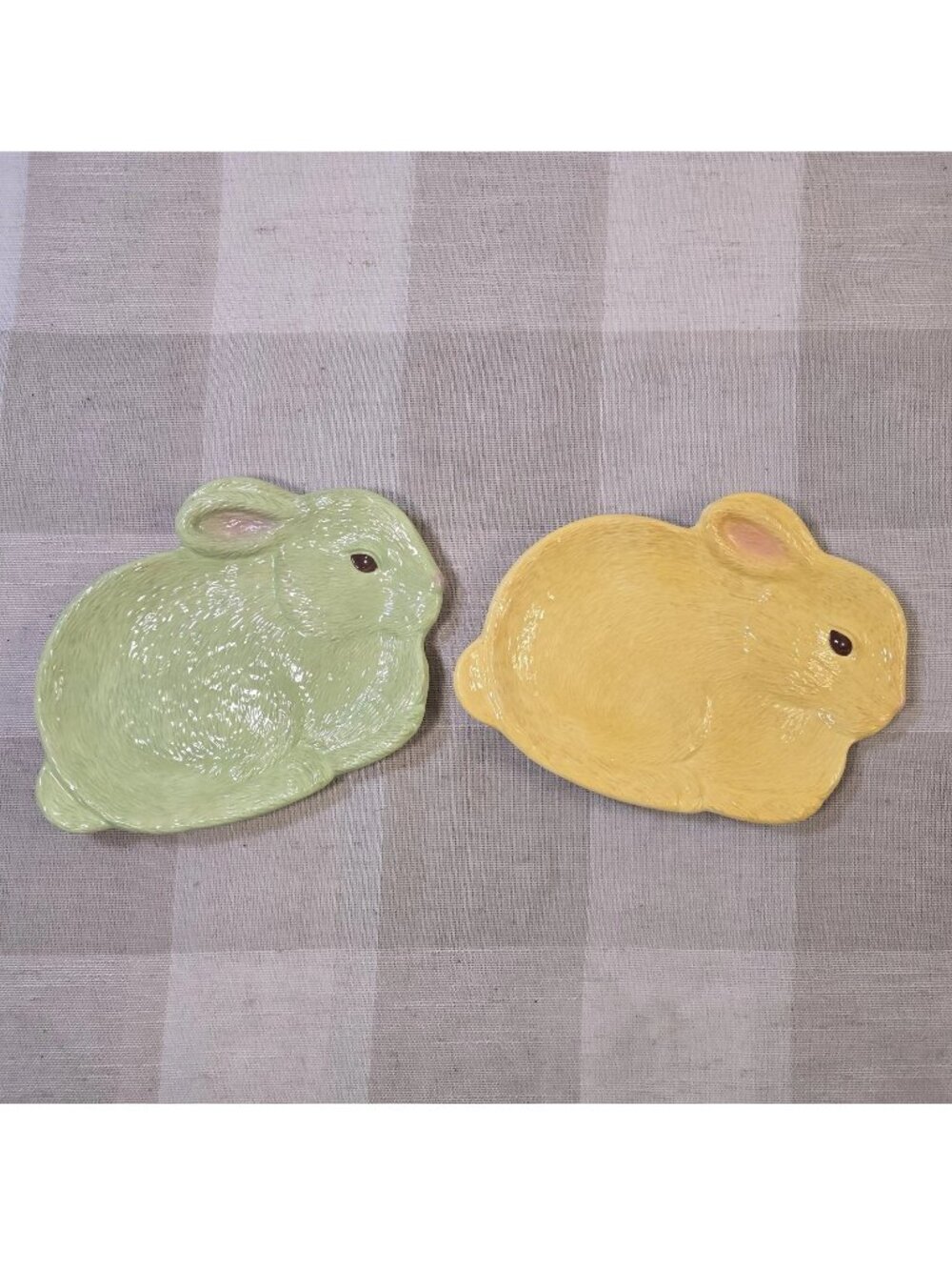 Hallmark Easter Bunny Trinket Candy Dish Green & Yellow Rabbit Spring Decor